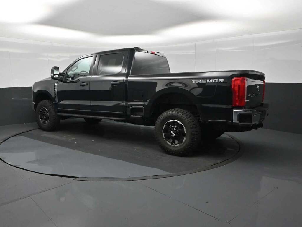 2026 Ford F-250 Super Duty XLT