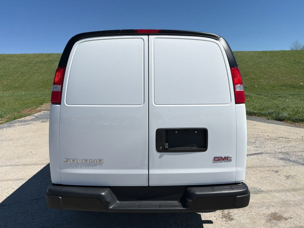 2025 GMC Savana Cargo RWD 2500 Regular Wheelbase Work Van