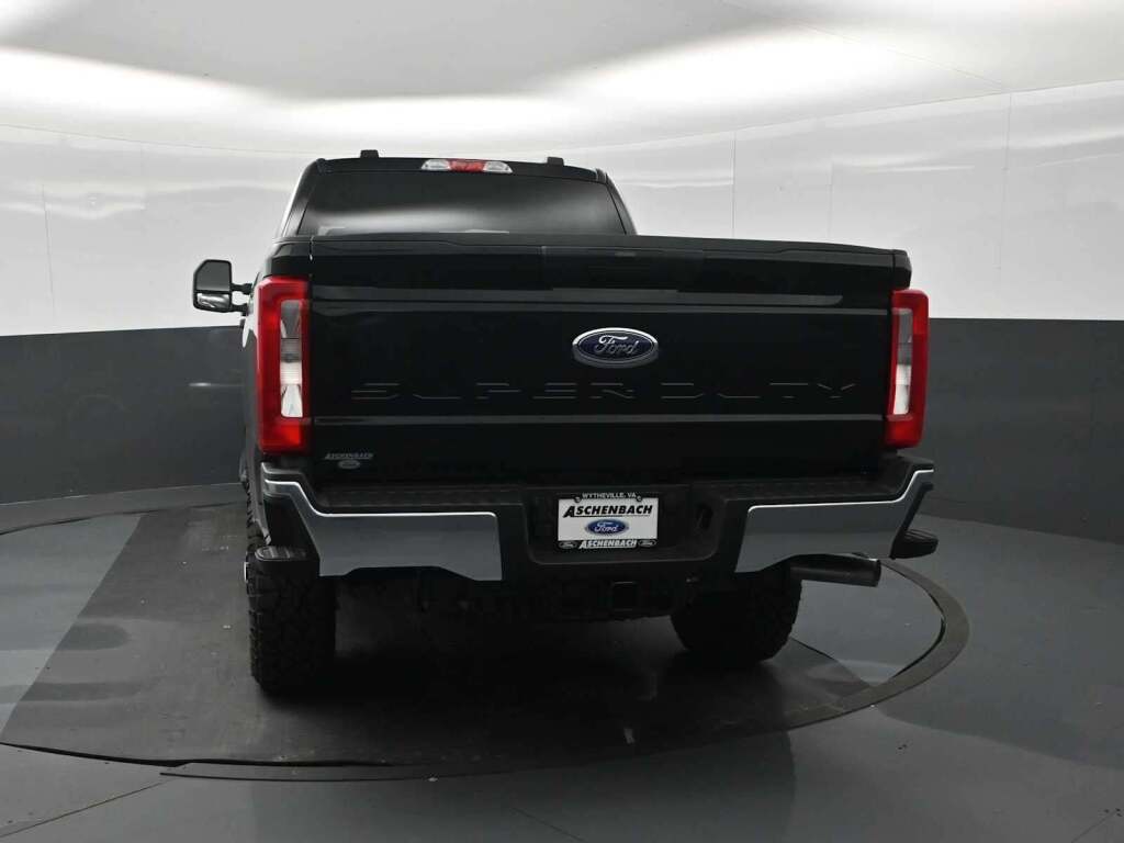 2026 Ford F-250 Super Duty XLT