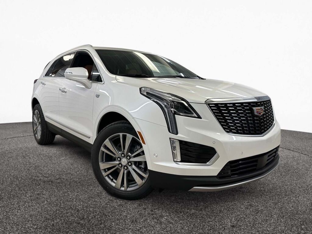 Crystal White Tricoat 2026 Cadillac XT5 SUV / Crossover Front-Wheel Drive 9-Speed Automatic