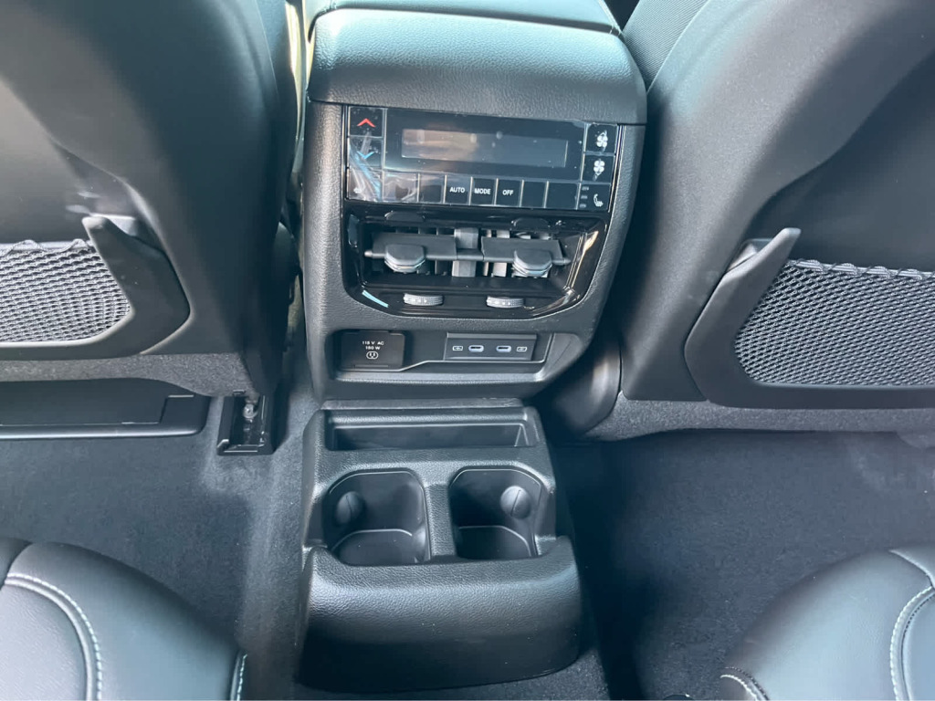2026 Jeep Grand Cherokee L Limited 4x4