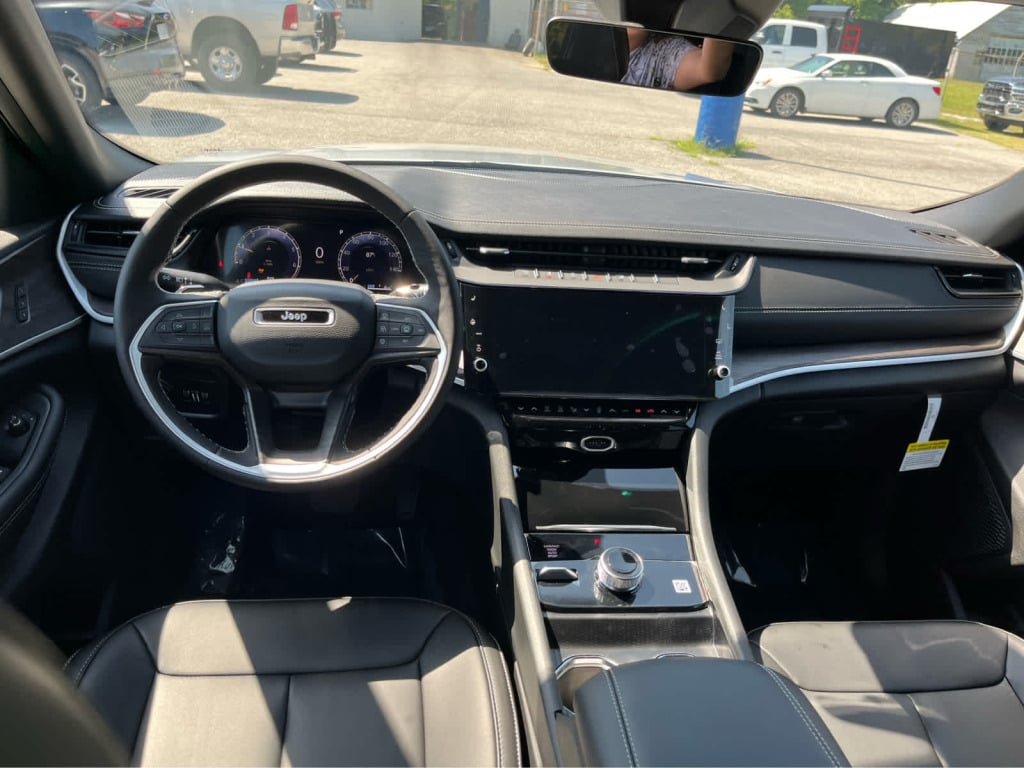 2026 Jeep Grand Cherokee L Limited 4x4
