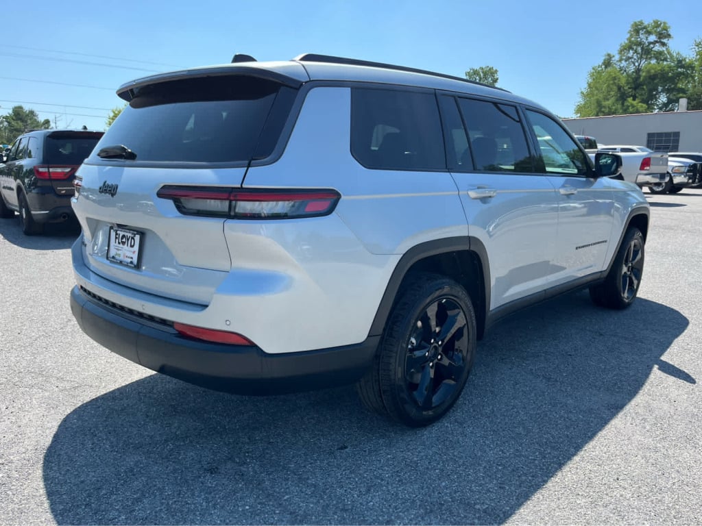2026 Jeep Grand Cherokee L Limited 4x4