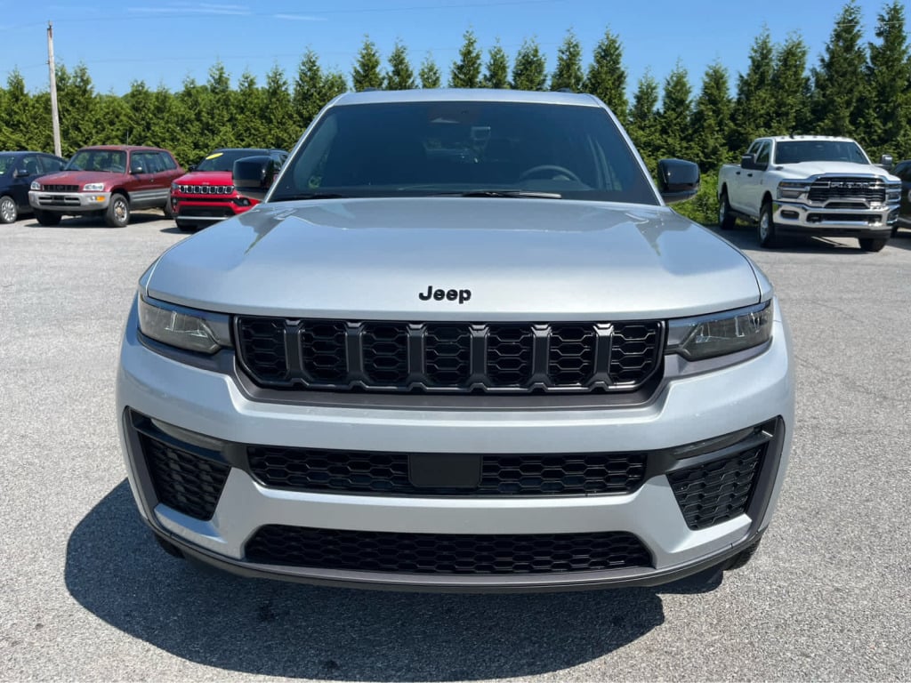 2026 Jeep Grand Cherokee L Limited 4x4