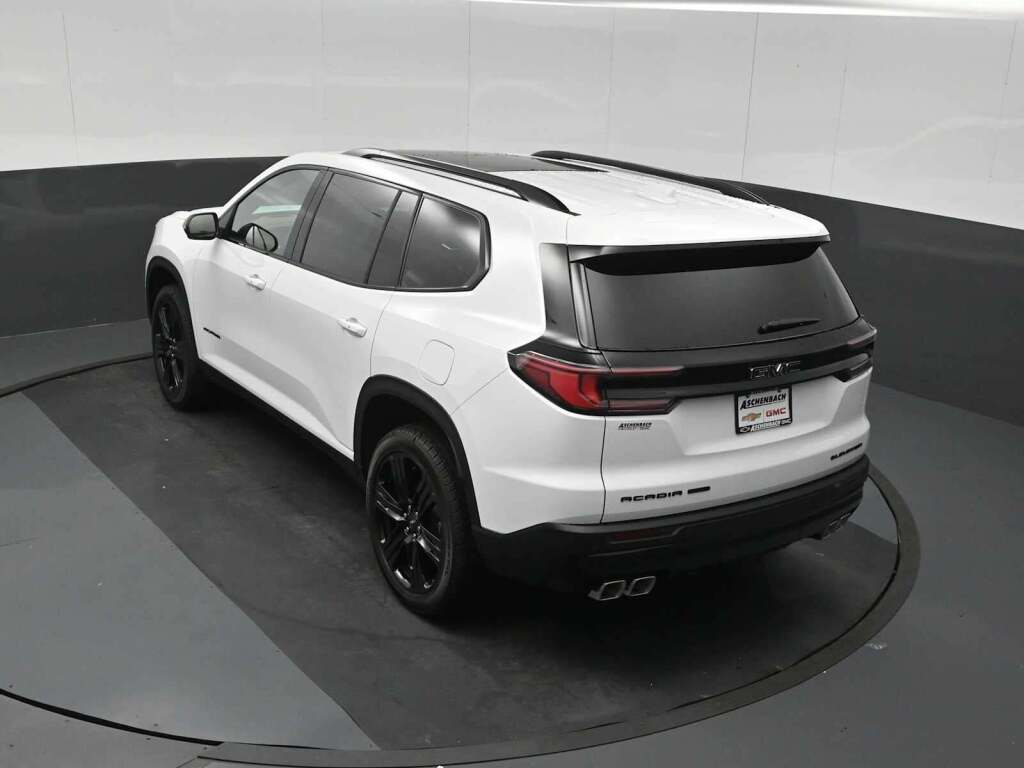 2026 GMC Acadia Elevation AWD