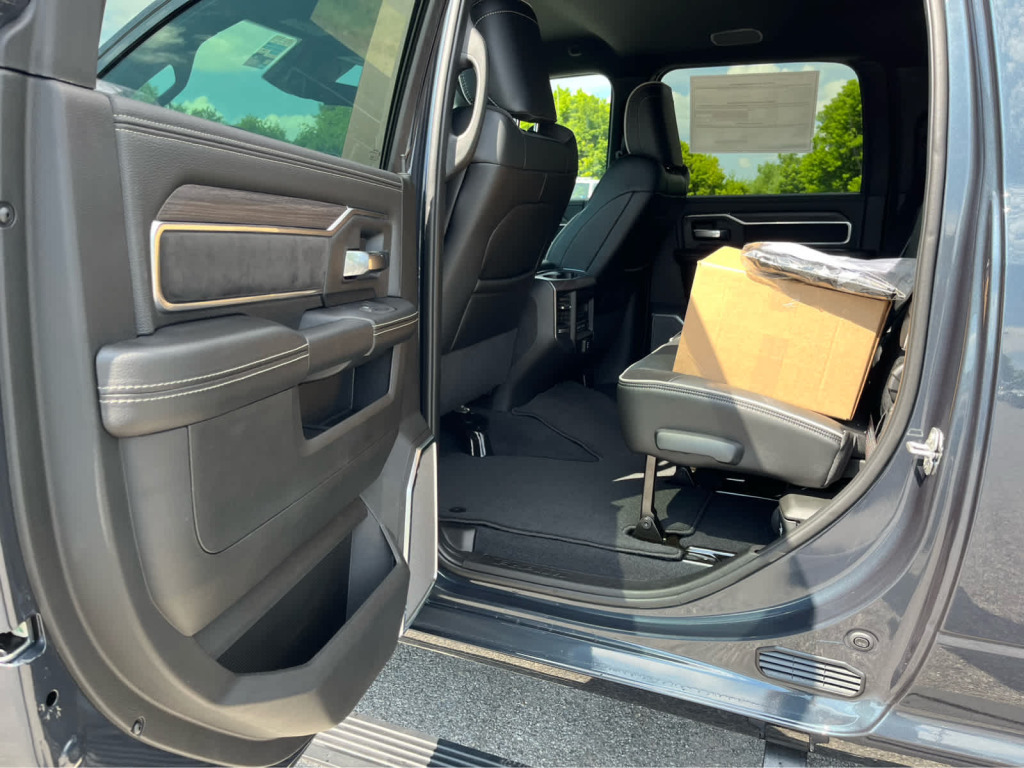 2026 Ram 2500 Laramie Mega Cab 4x4 6'4" Box