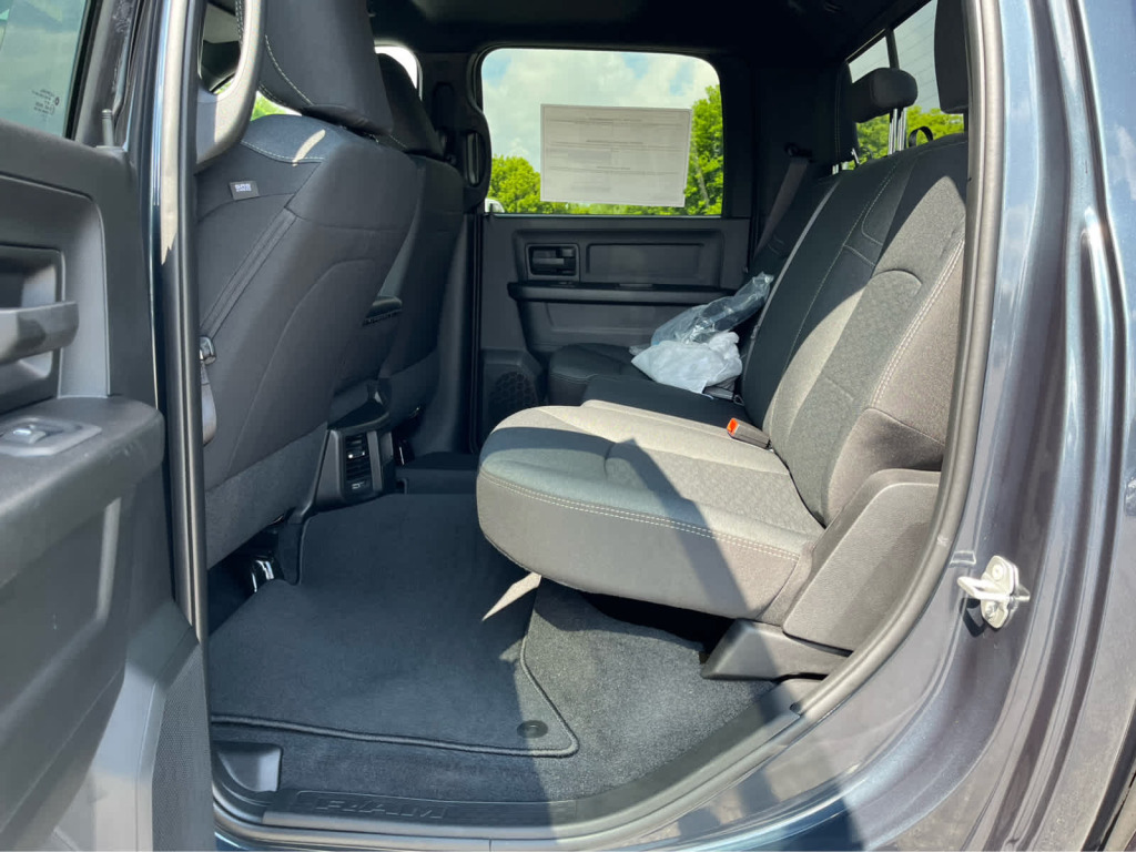 2026 Ram 2500 Tradesman Crew Cab 4x4 8' Box