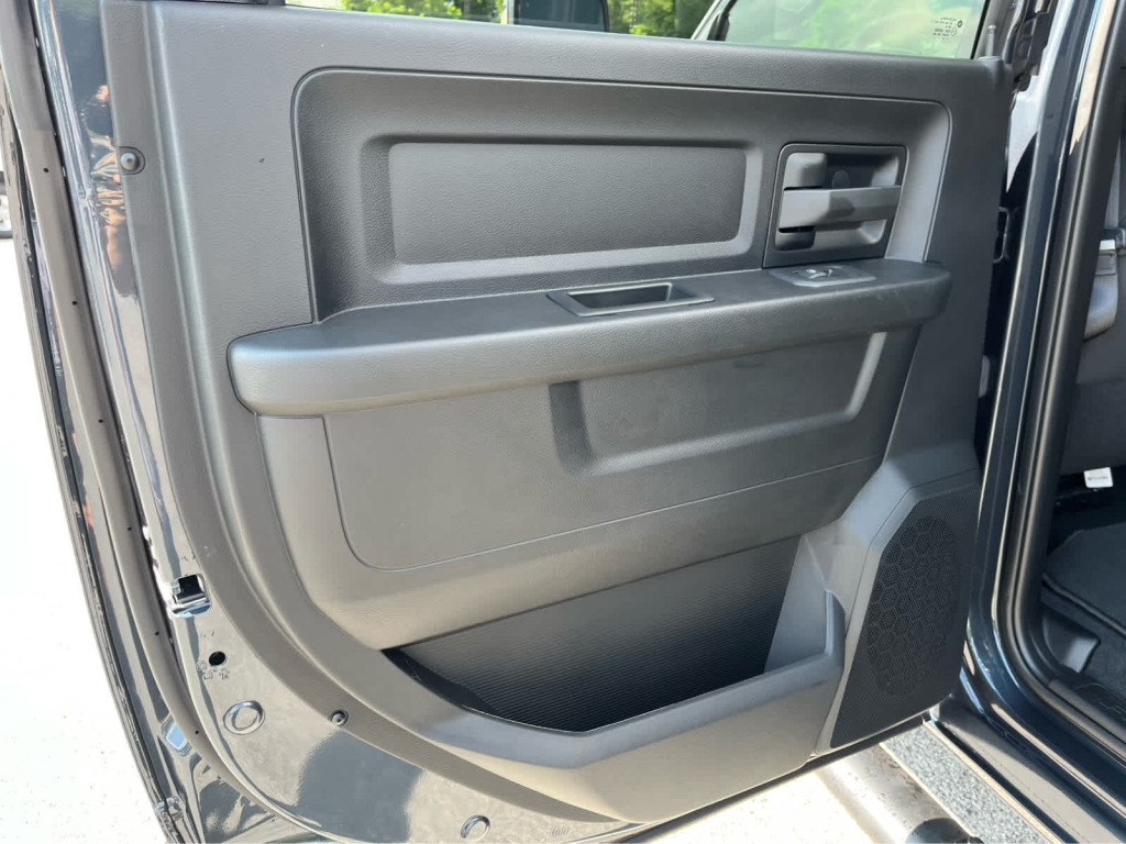 2026 Ram 2500 Tradesman Crew Cab 4x4 8' Box
