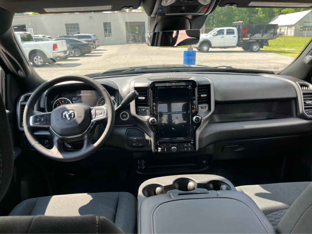 2026 Ram 2500 Tradesman Crew Cab 4x4 8' Box