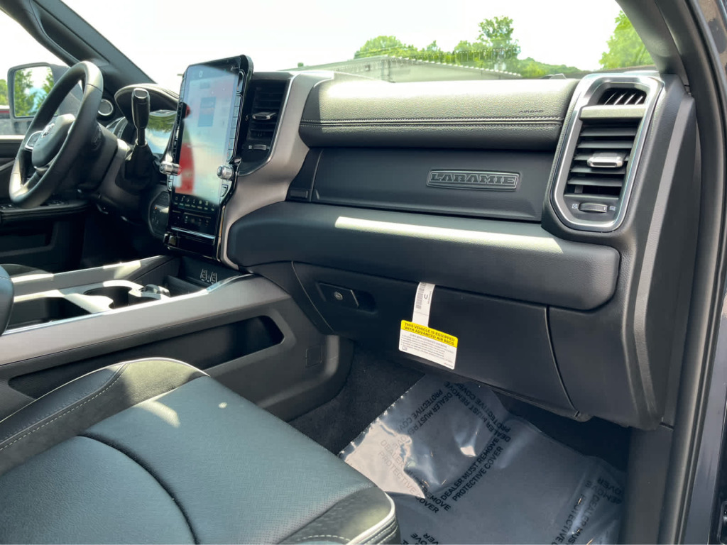 2026 Ram 2500 Laramie Mega Cab 4x4 6'4" Box
