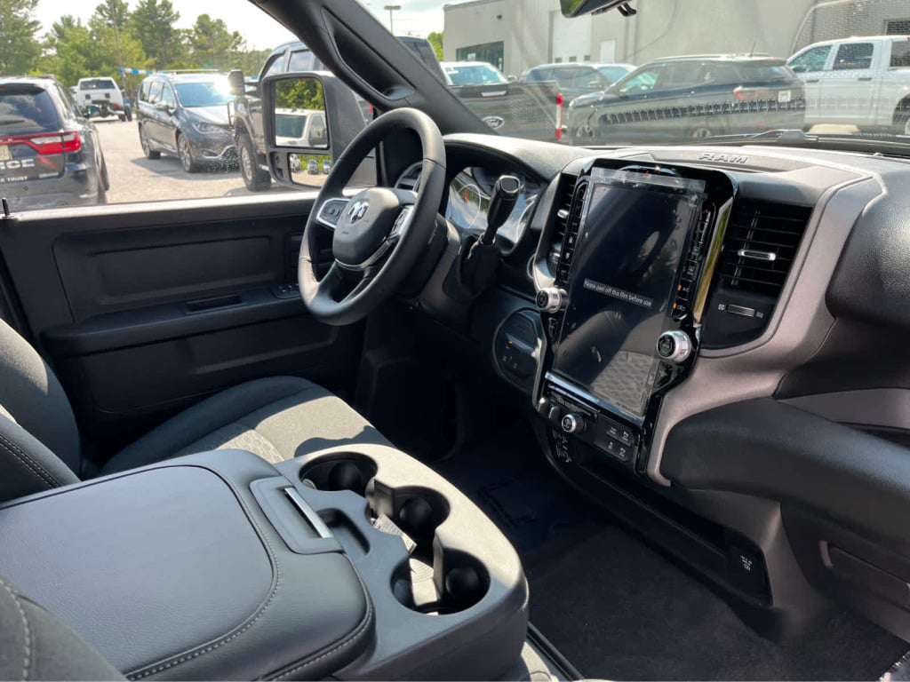 2026 Ram 2500 Tradesman Crew Cab 4x4 8' Box