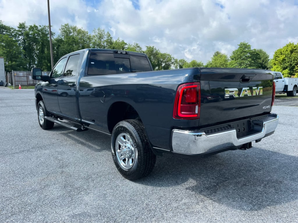2026 Ram 2500 Tradesman Crew Cab 4x4 8' Box