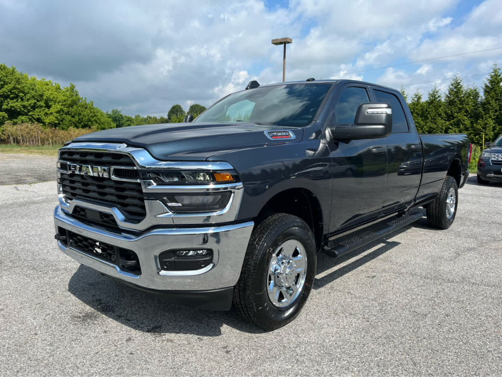 2026 Ram 2500 Tradesman Crew Cab 4x4 8' Box