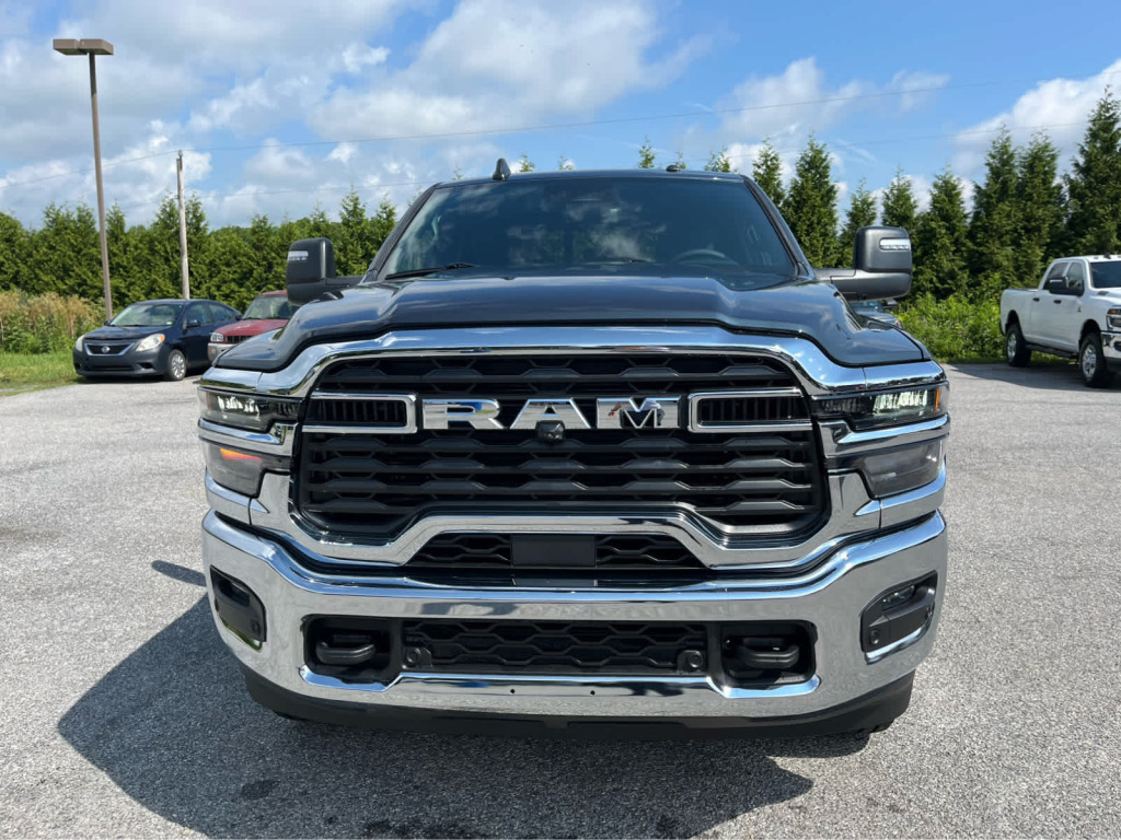2026 Ram 2500 Tradesman Crew Cab 4x4 8' Box
