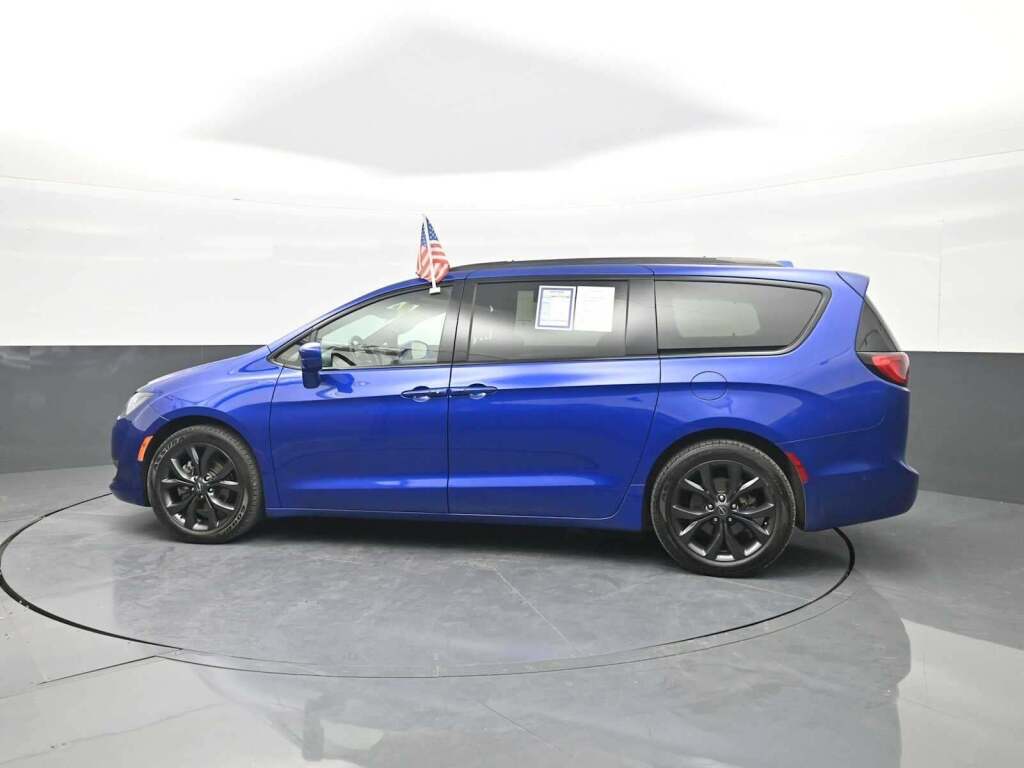 2019 Chrysler Pacifica Touring L Plus