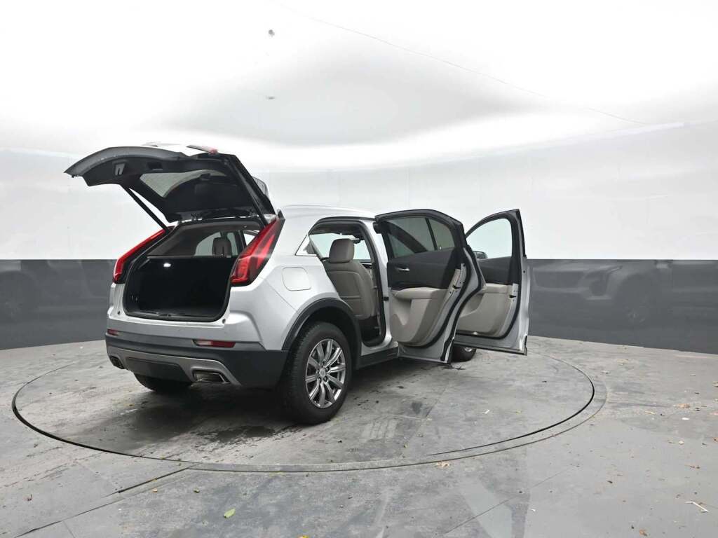 2019 Cadillac XT4 Premium Luxury