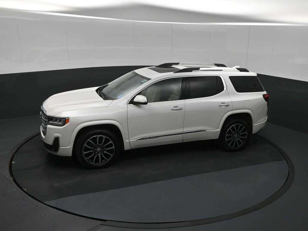 2020 GMC Acadia AWD Denali