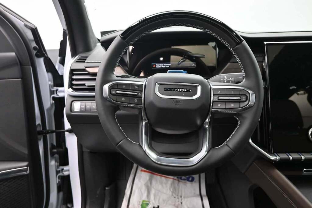 2026 GMC Acadia Denali Ultimate AWD
