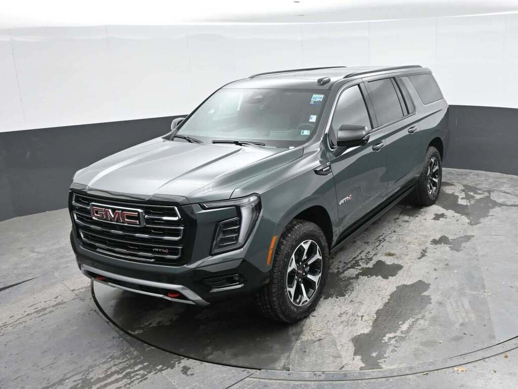 2026 GMC Yukon XL 4WD AT4