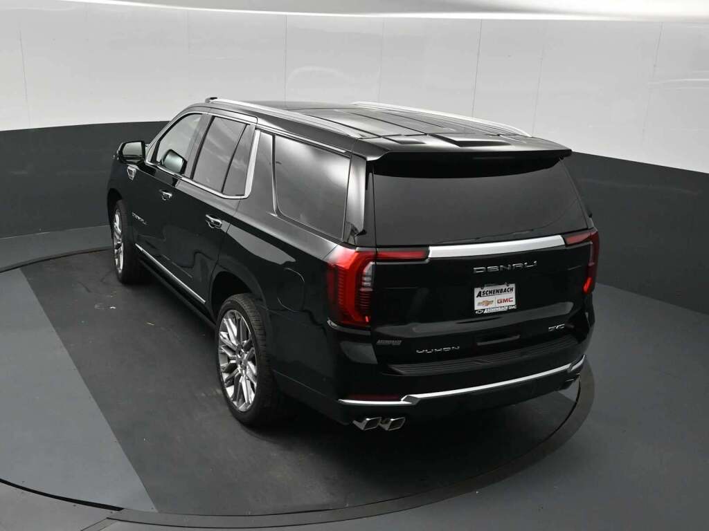 2026 GMC Yukon 4WD Denali