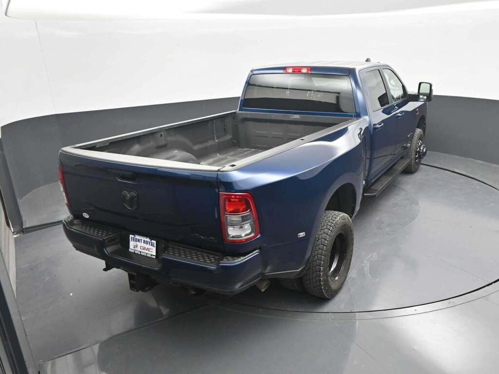 2024 Ram 3500 Big Horn Crew Cab 4x4 8' Box