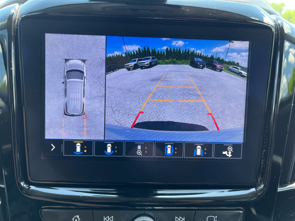 2021 Chevrolet Traverse AWD High Country