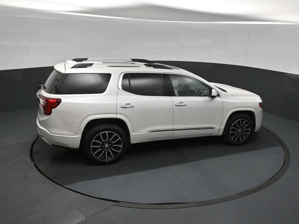 2020 GMC Acadia AWD Denali