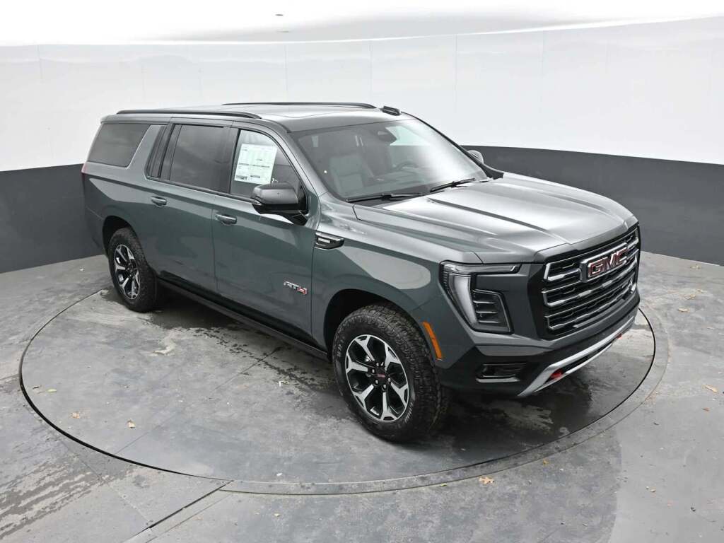 2026 GMC Yukon XL 4WD AT4