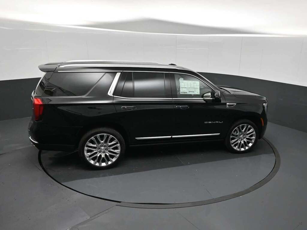 2026 GMC Yukon 4WD Denali