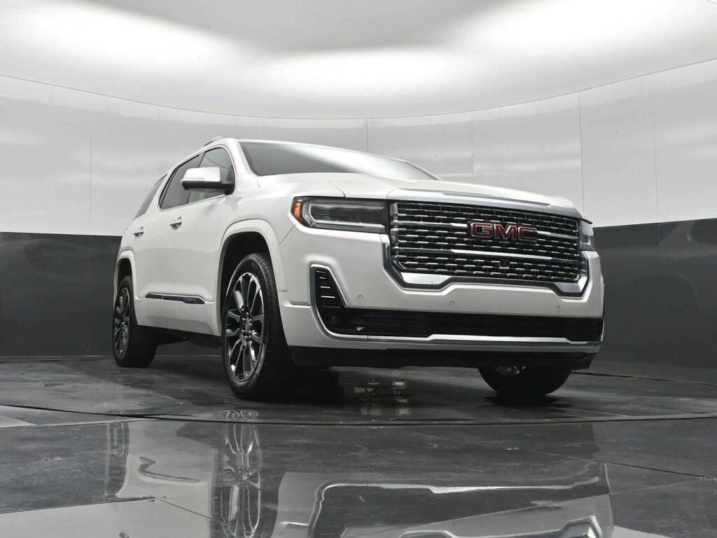 2020 GMC Acadia AWD Denali