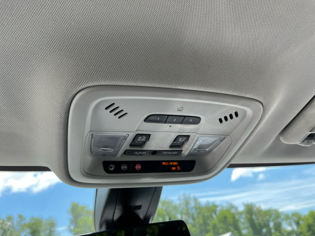 2021 Chevrolet Traverse AWD High Country