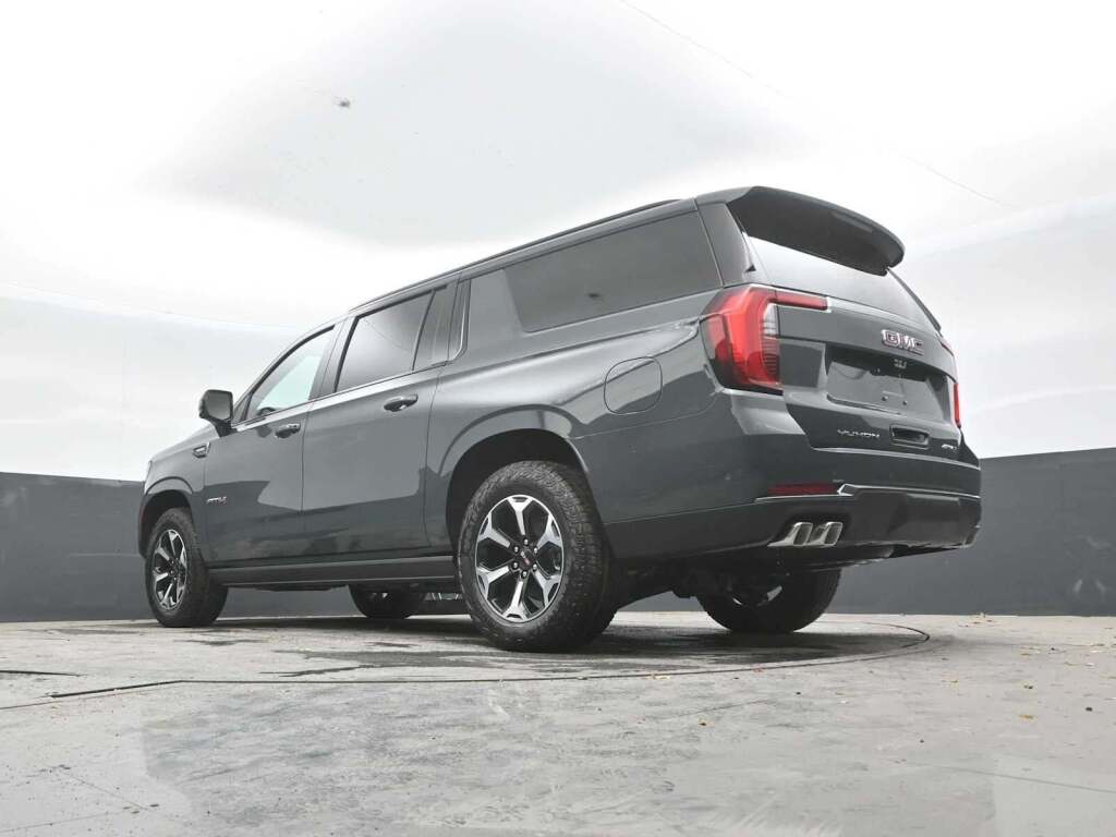 2026 GMC Yukon XL 4WD AT4