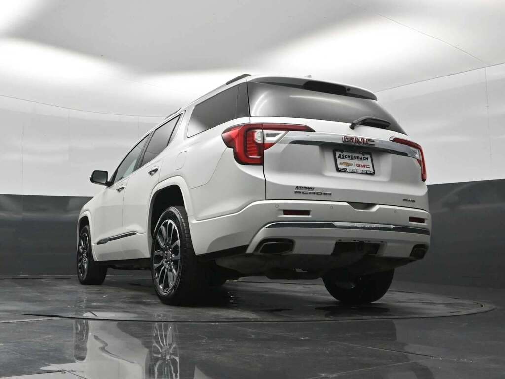 2020 GMC Acadia AWD Denali