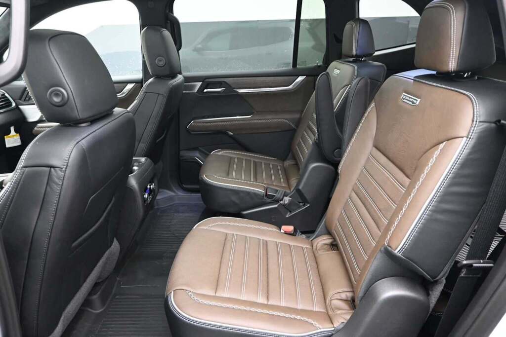 2026 GMC Acadia Denali Ultimate AWD