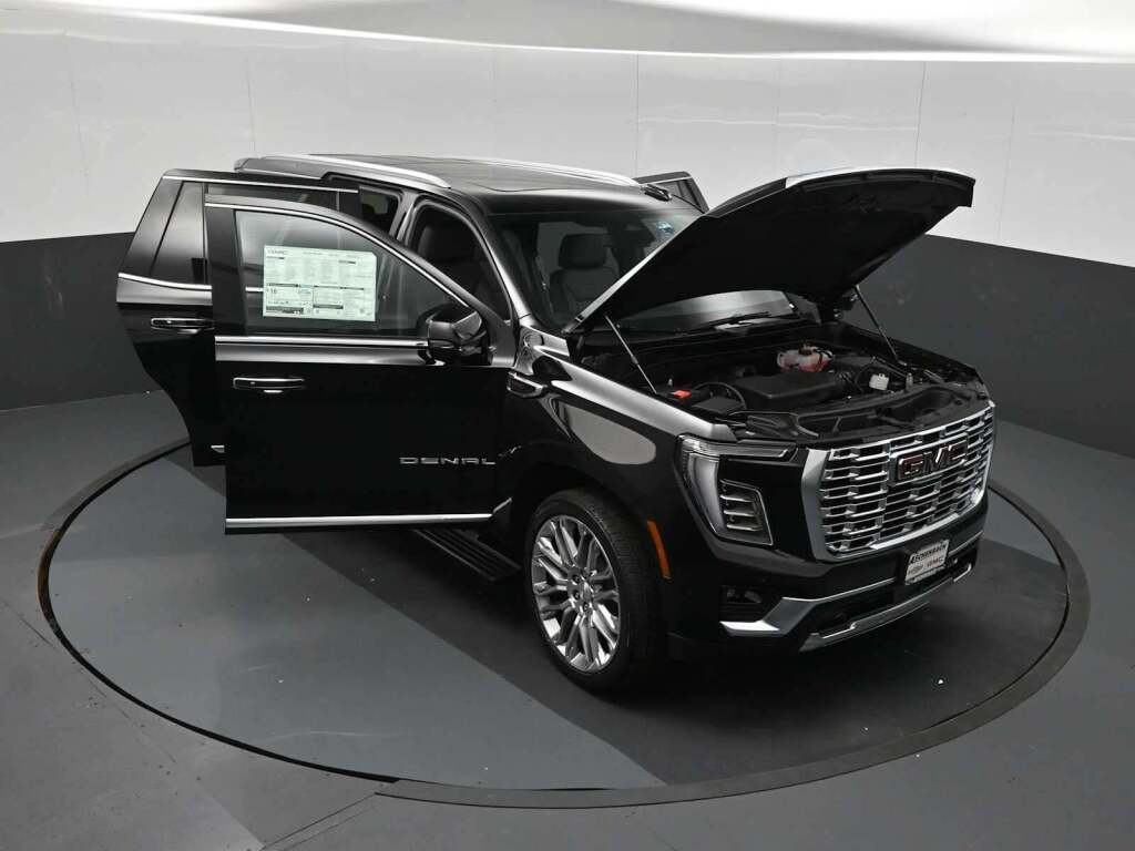 2026 GMC Yukon 4WD Denali