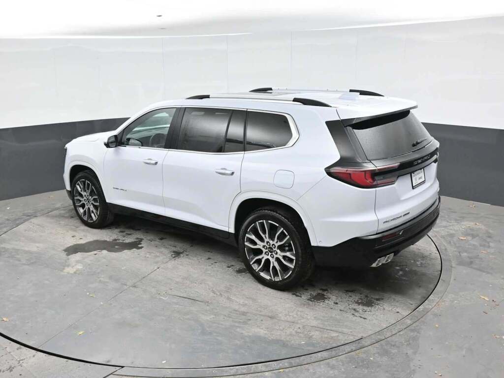 2026 GMC Acadia Denali Ultimate AWD