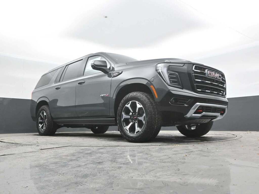 2026 GMC Yukon XL 4WD AT4