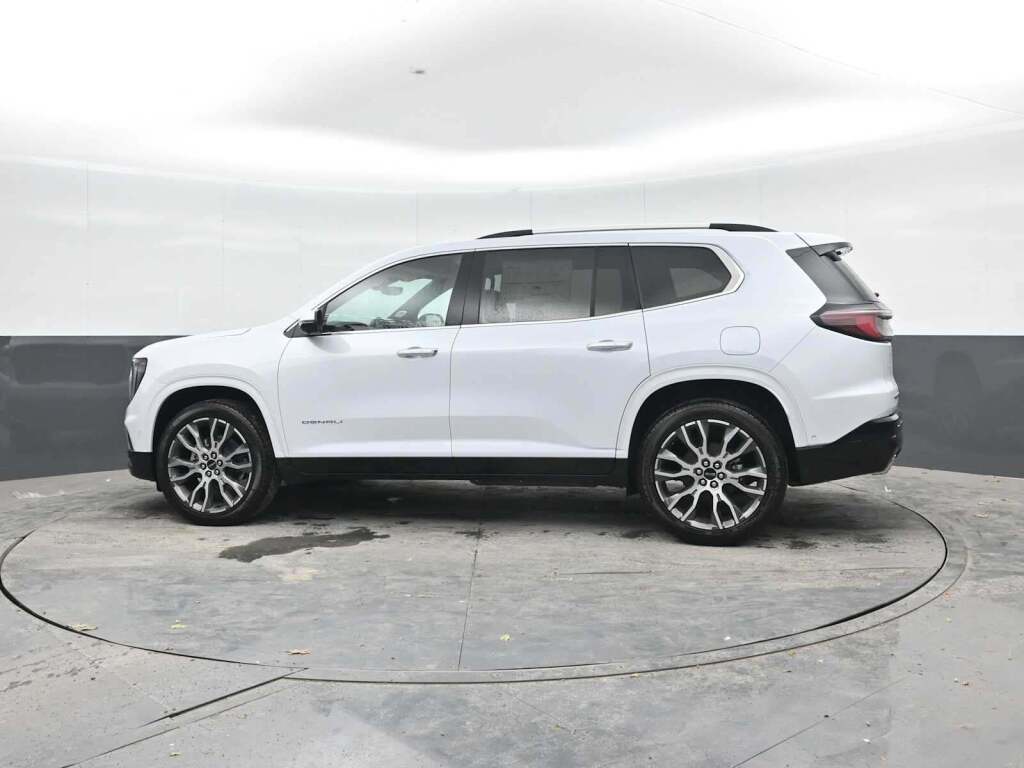 2026 GMC Acadia Denali Ultimate AWD