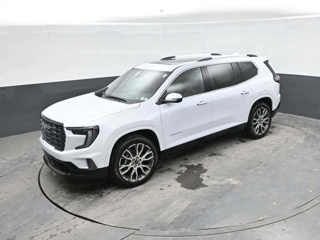 2026 GMC Acadia Denali Ultimate AWD