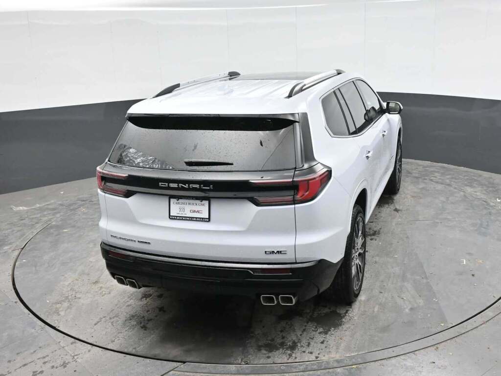 2026 GMC Acadia Denali Ultimate AWD