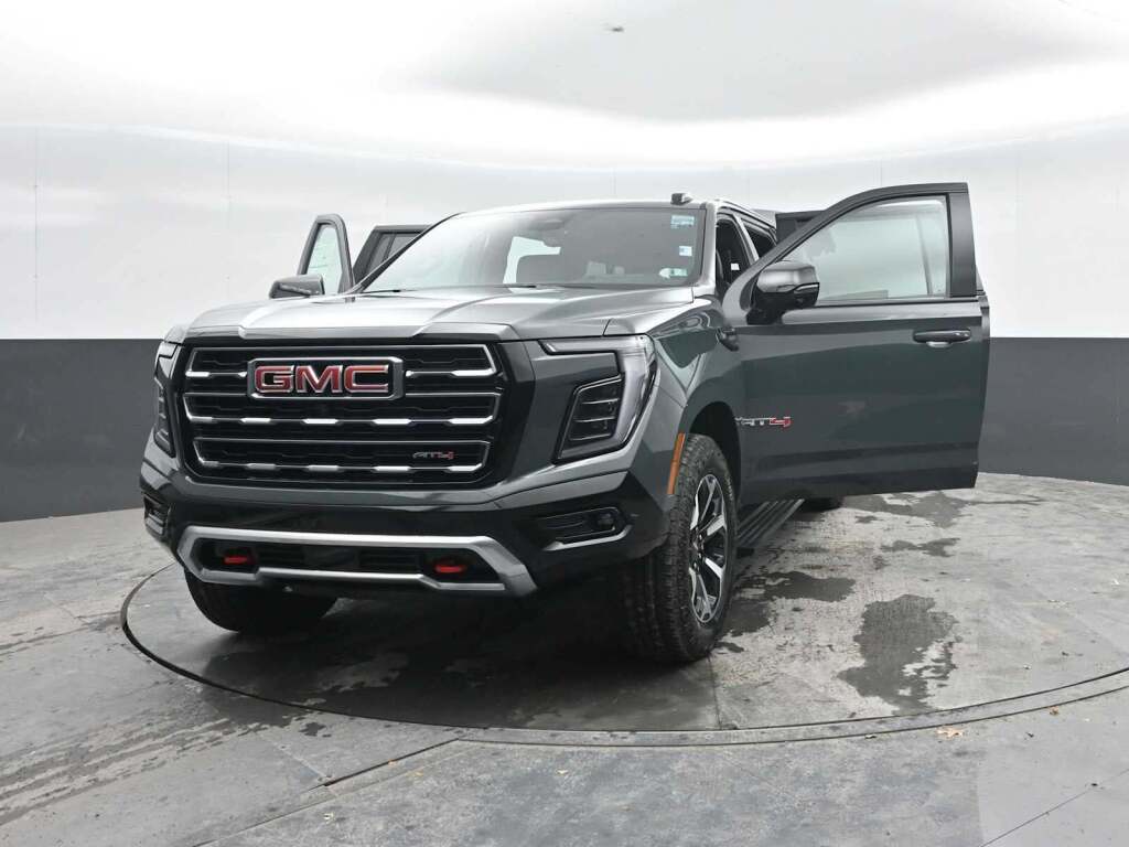 2026 GMC Yukon XL 4WD AT4