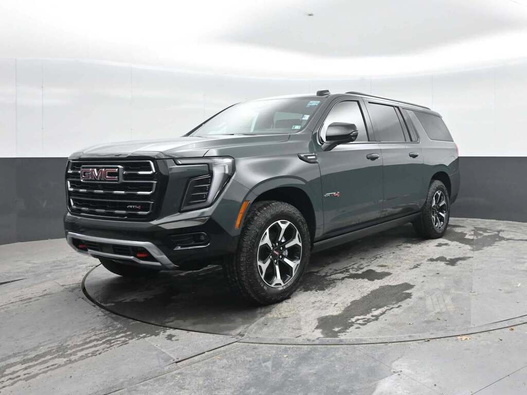 2026 GMC Yukon XL 4WD AT4