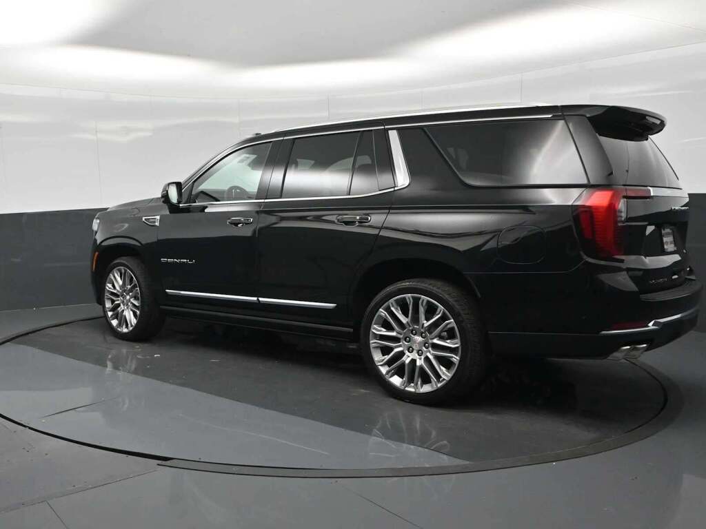 2026 GMC Yukon 4WD Denali