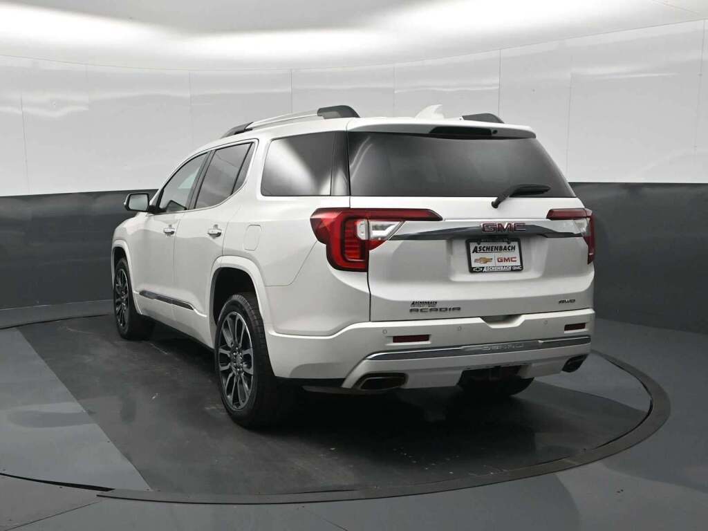 2020 GMC Acadia AWD Denali