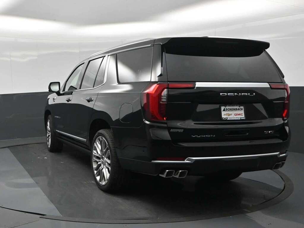 2026 GMC Yukon 4WD Denali