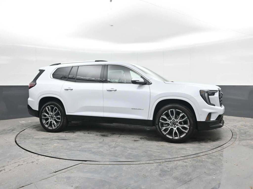 2026 GMC Acadia Denali Ultimate AWD