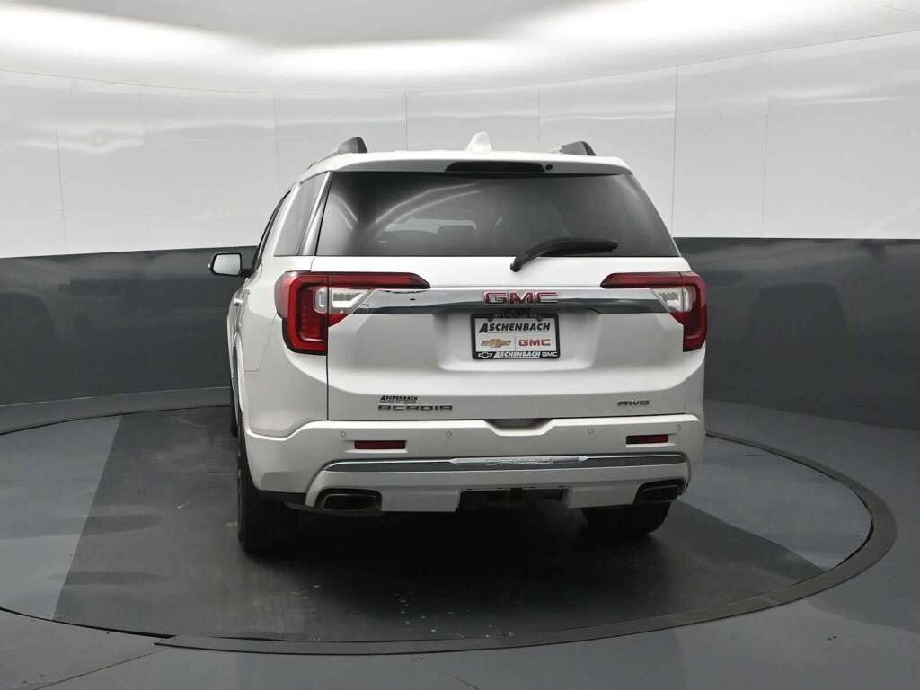 2020 GMC Acadia AWD Denali