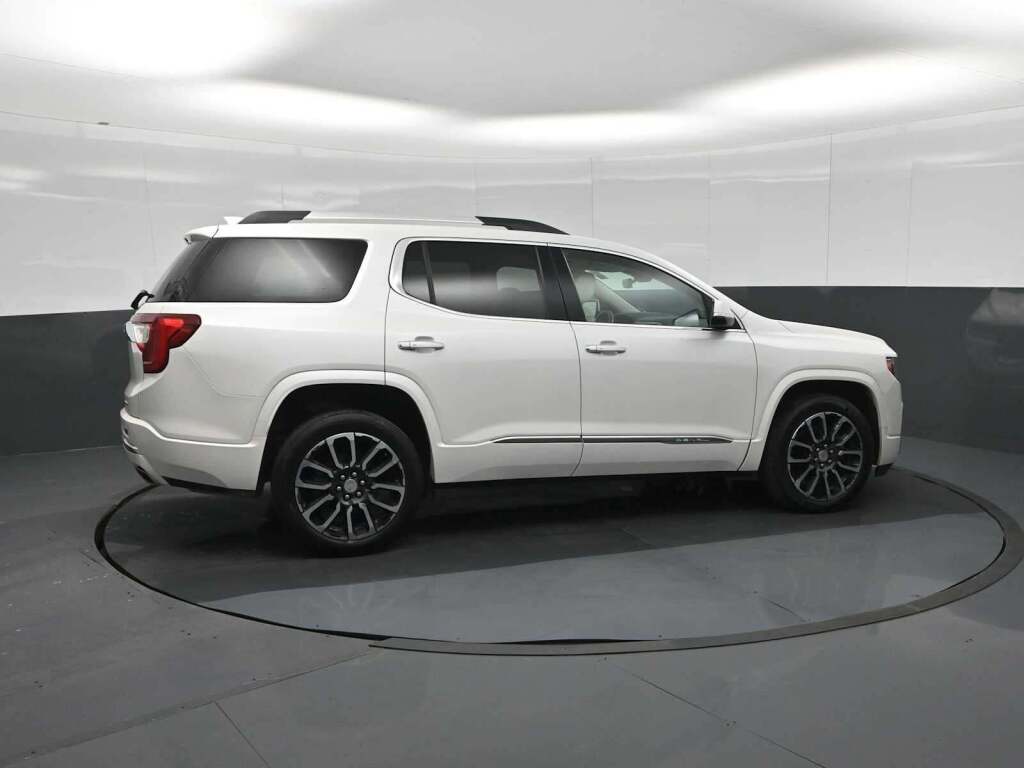 2020 GMC Acadia AWD Denali