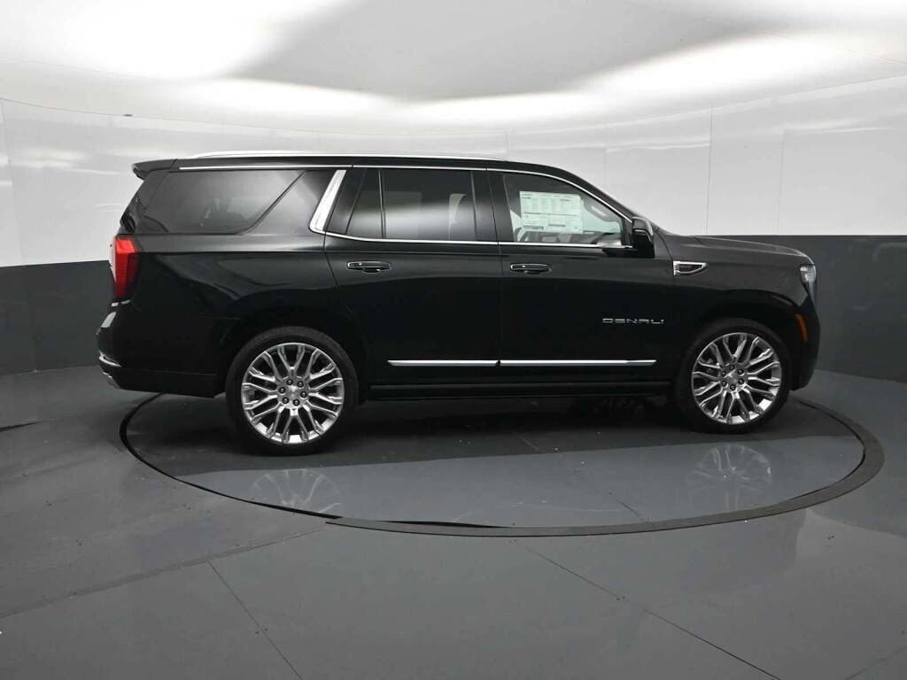 2026 GMC Yukon 4WD Denali