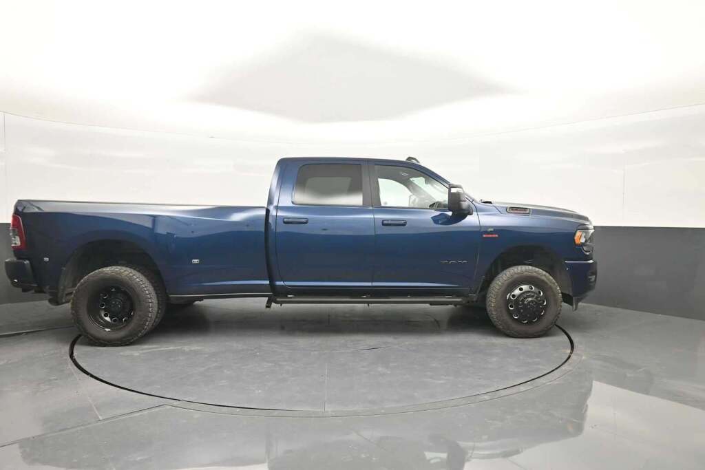 2024 Ram 3500 Big Horn Crew Cab 4x4 8' Box